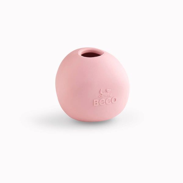 Игрушка мячик с отверстием для вкусняшек для собак Beco Pets Wobble Ball Розовый 31360 фото