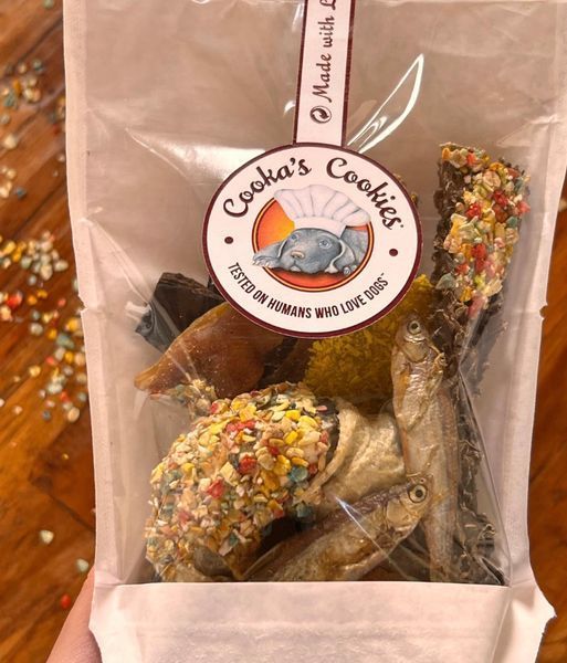 Святковий набір натуральних ласощів для собак Cooka's Cookies Candy Crush 190 г 45581 фото