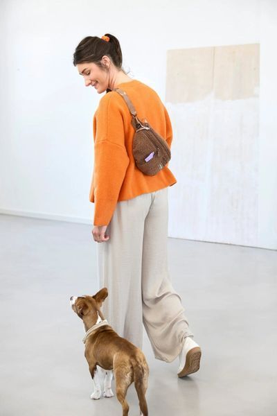 Поясная сумка-бананка для лакомств та аксессуаров собак Palopa Emma Teddy-Fleece Коричневый 45522 фото